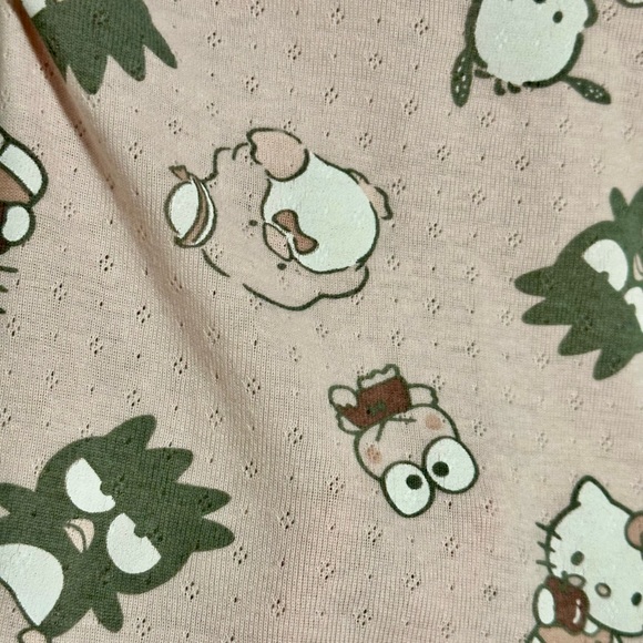 Hello Kitty Pink Top - Picture 8 of 8